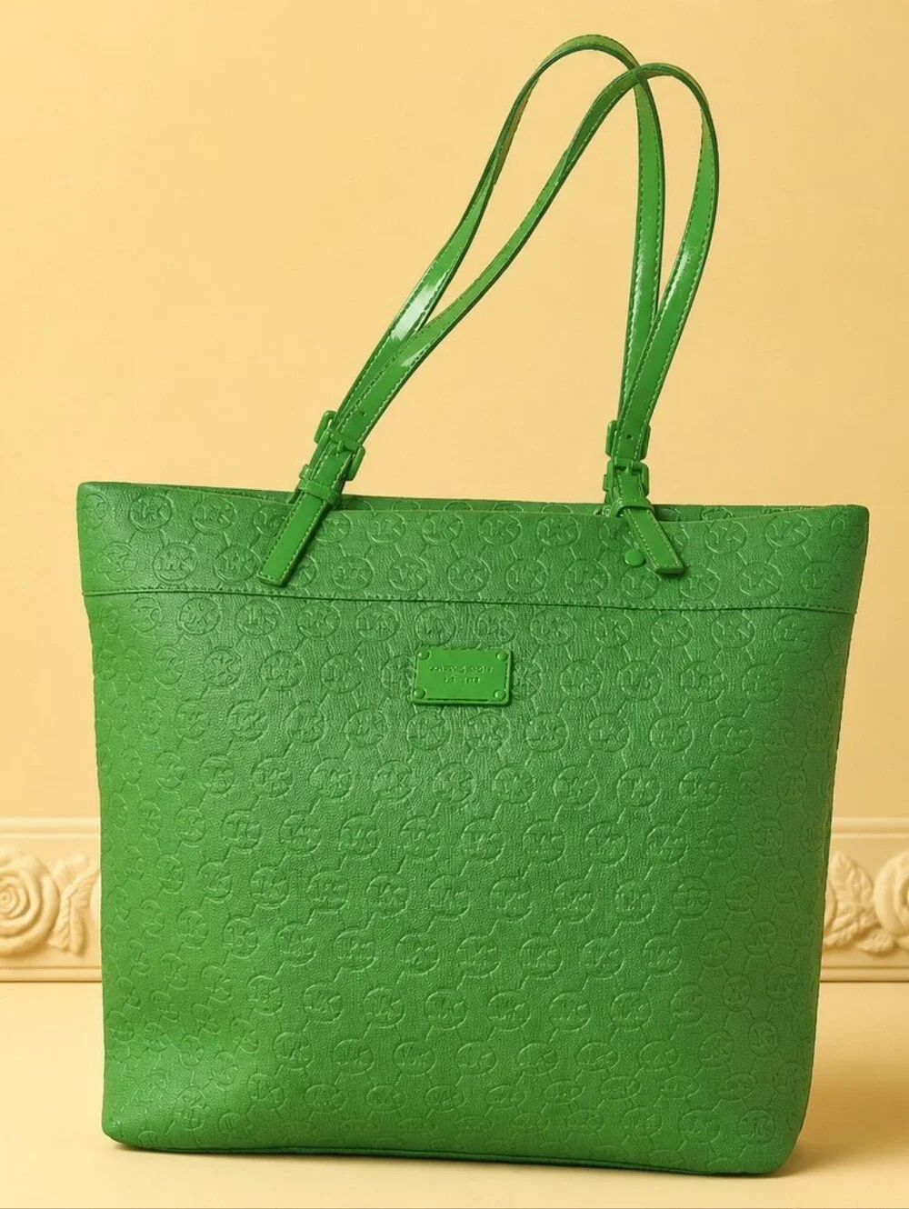 Michael Kors Neoprene Large Tote Bag Green